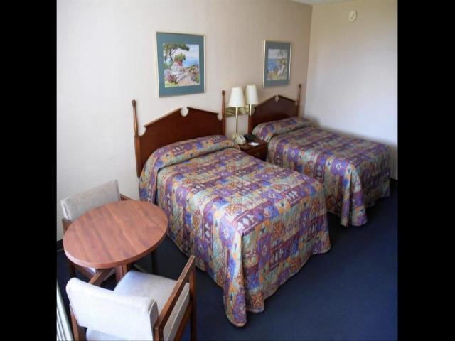Room For Rent In Salem, Il