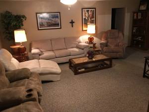 Roommate wanted professional adult*** (2 blocks north of 12th on sunnylane)