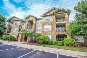 Woodlands Downtown Knoxville University of Tennessee (Knoxville) $450 4bd 1300ft
