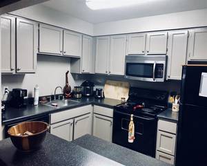 Two BR/Two BA w/fireplace, mountain view, gated! (albuquerque)