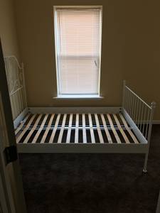 ROOMS FOR RENT (47th & paschall) $500 12ft 2