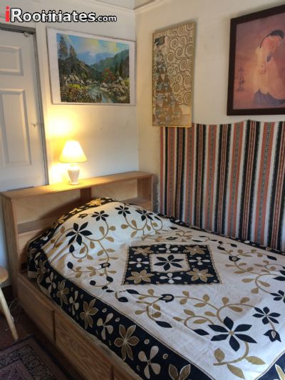 $1000 Four room for rent in Astoria