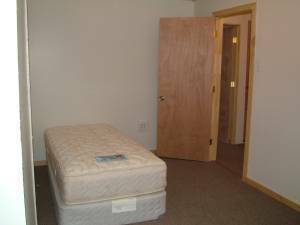 SSI SSD $520. PER MONTH PRIVATE ROOM ($650. to Move In) (Kensington )