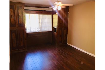 Beautiful Room for Rent in Villa Park, CA