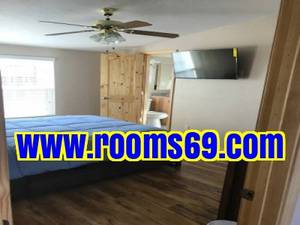 Beautiful room for friendly roommate $355 685ft 2