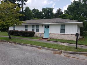 Small room for rent in house (Wrightsville Ave)