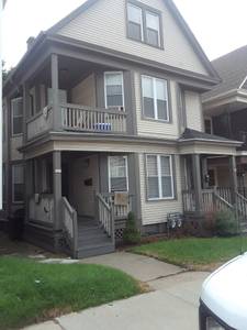 Awesome Bay View Location-Room Available 3/1