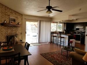 Nice Three BR house in South Austin seeking roommate