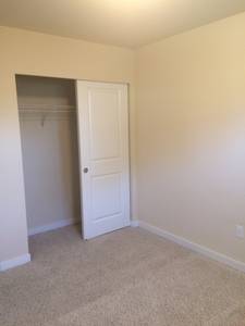 Female Roommate 1x1 new home home! Ez Access to I5, 405, & shoppin (Lynnwood)