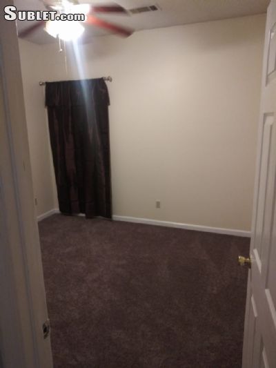 $550 Three room for rent in Cordova