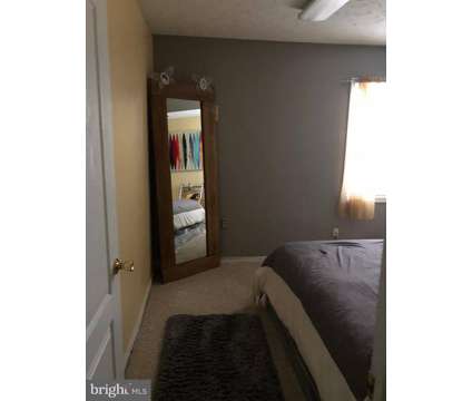 5808 Opaleye CT Waldorf Six BR, Two rooms for rent on the lower