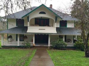 Room for rent, 10 minutes to downtown (Hood River)
