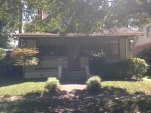 Share house (1631 Longwood Dr)