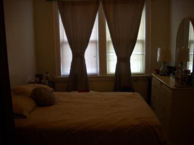 Room For Rent In Queens, Ny