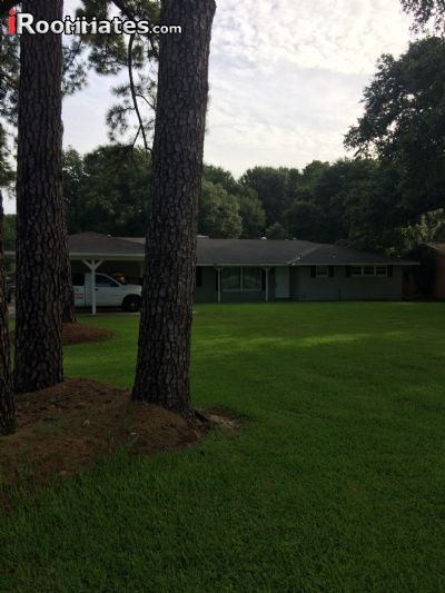 $700 Four room for rent in East Baton Rouge