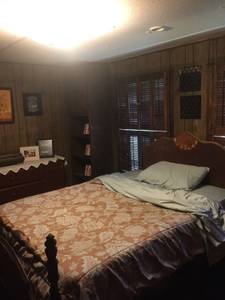 Room house share (Trezevant)