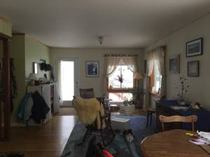 Room to Rent w/ House Share (Burlington) $700 1200ft 2