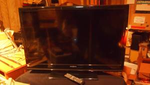 Large Flat Screen TV w/Remote (Lancaster)