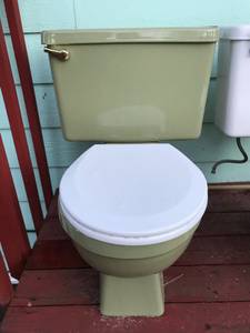 Retro toilet (Gresham)