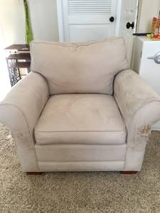 Off-white/ivory microfiber armchair (Naperville)