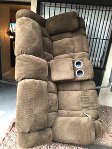 Free pull out double seat (Las vegas)