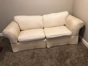 Free Couch (Mound)
