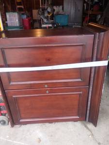 Armoire top (Clawson)
