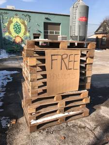 Plywood pallets (Salt Lake City)