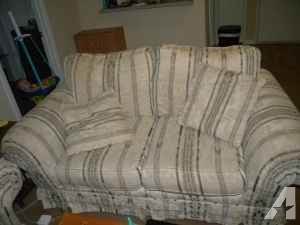 FREE TAN LOVE SEAT! OBO (Clear Lake)