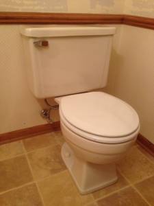 Toilet - beige (Waukesha)