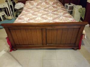 Many things for sale..Bedroom suite queen (Ashland ky) $700