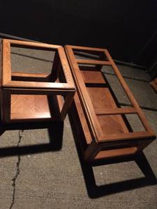 Free pick up today coffee and end table missing glass (Monroeville)