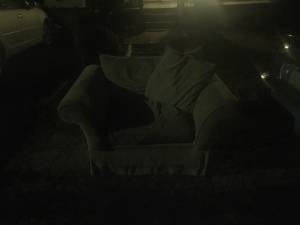 Curb alert - living room chair (Langhorne)
