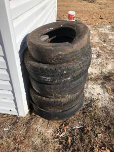 Free tires (Near red bank)