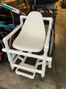 FREE Specialty wheel chairs (North Knoxville)