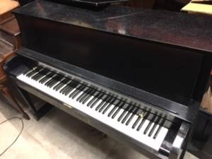 Estate Sale / Musical Instruments / Pianos / Band Instruments (Memphis TN)