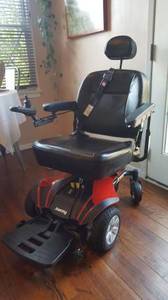 Moving, cheap! medical help chairs (Williamsport, OH)