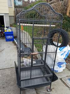 Parrot cage used 1 month (Portland)