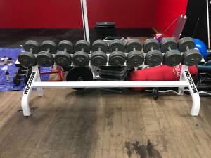 Dumbbell rack with dumbbells (Brockton)