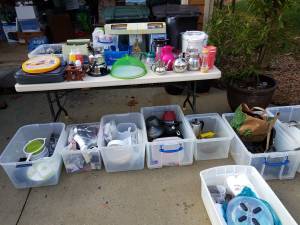 garage sale (6407 muirfield dr. greensboro nc.)
