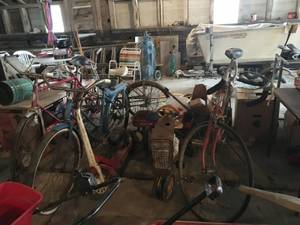 Primitive Heart Farmhouse & Barn Estate Sale, Union Grove (1400 Lincolnwood