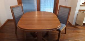 Table w/ 4 chairs (1937 Thayer)
