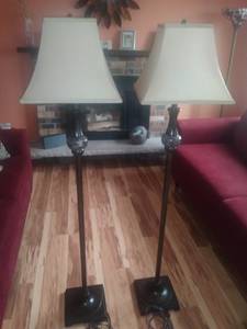 MOVING OUT ESTATE SALE (Fridley)
