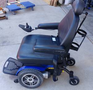 Update** **Jazzy Elite HD Wheelchair & Lift**